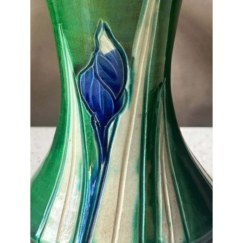 Awaji Green Ceramic Vase With Blue Iris Motif 6